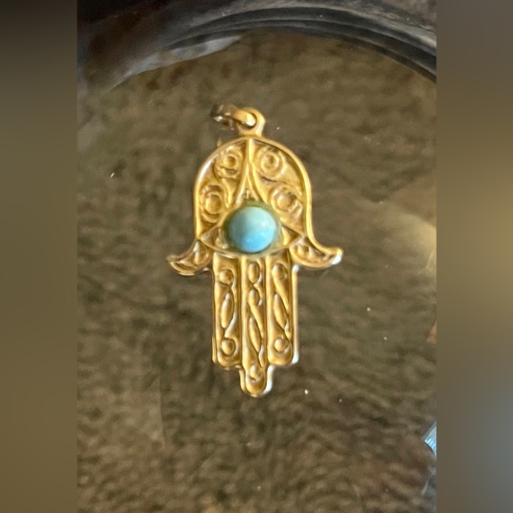 Preowned solid 10k Hamsa turquoise pendant